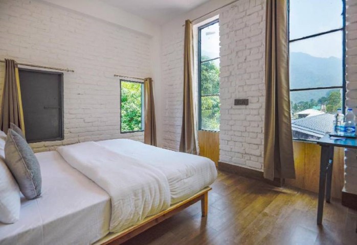 HOWARD SANCTUARY RISHIKESH